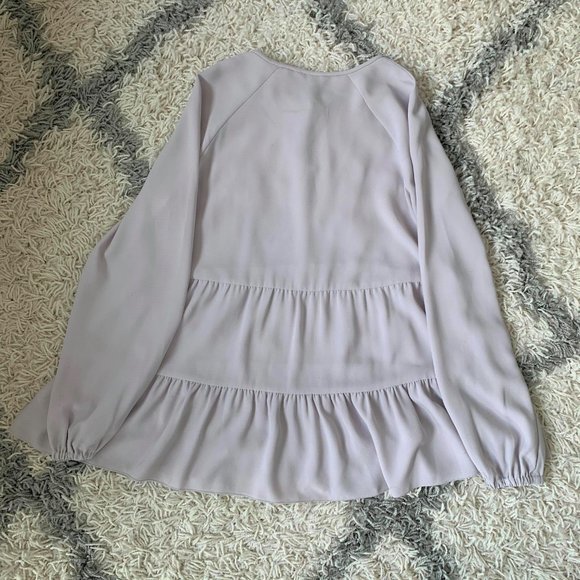 ARITZIA (WILFRED) LAVENDER FLOWY BLOUSE - Size XS - Picture 2 of 3